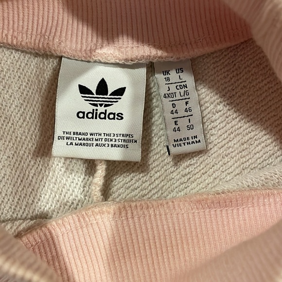 NWOT ADIDAS 😍💖 cute sweatshirt - Picture 13 of 13